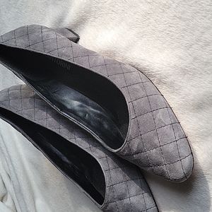 Santorini suede low heel pumps